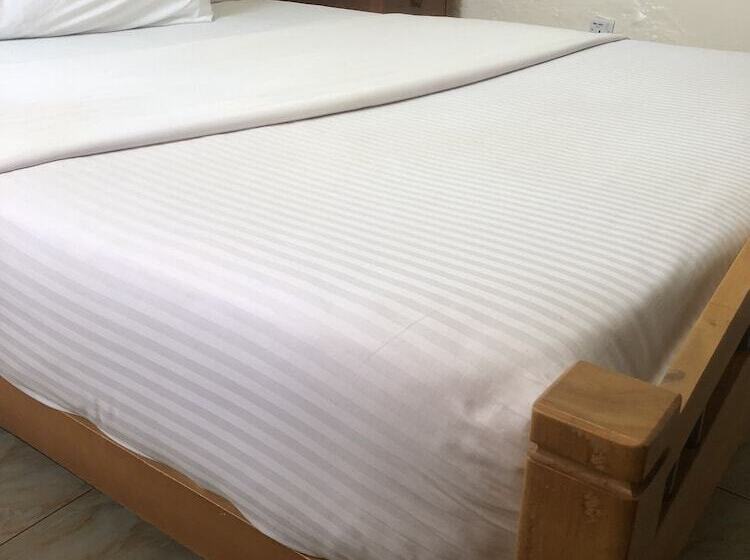 اتاق لوکس, Romalo Hotel & Apartments