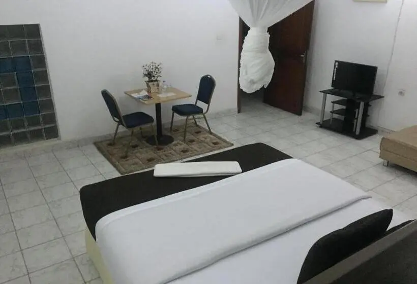 Deluxe Suite King Bed, Romalo Hotel & Apartments