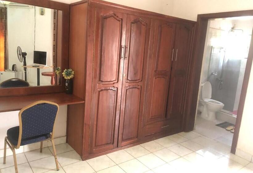 اتاق لوکس, Romalo Hotel & Apartments