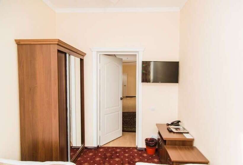 Habitació Estàndard, Art