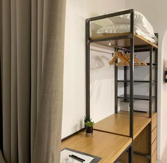 スタンダードルーム, Bellamania B&b