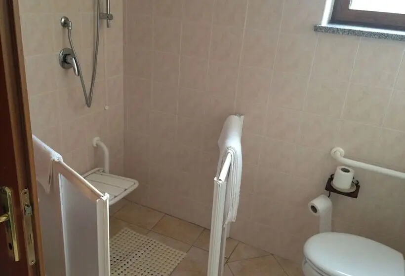 スタンダードルーム, Albergo Ristorante Pizzeria La Bocca Di Bacco