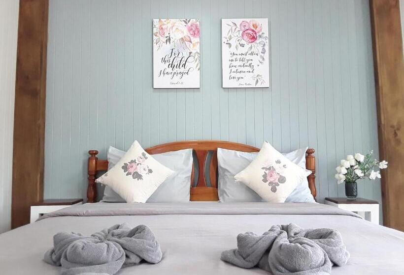 بنجلو ديلوكس, Barbados Terrace