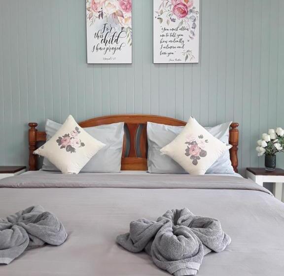 بنجلو ديلوكس, Barbados Terrace