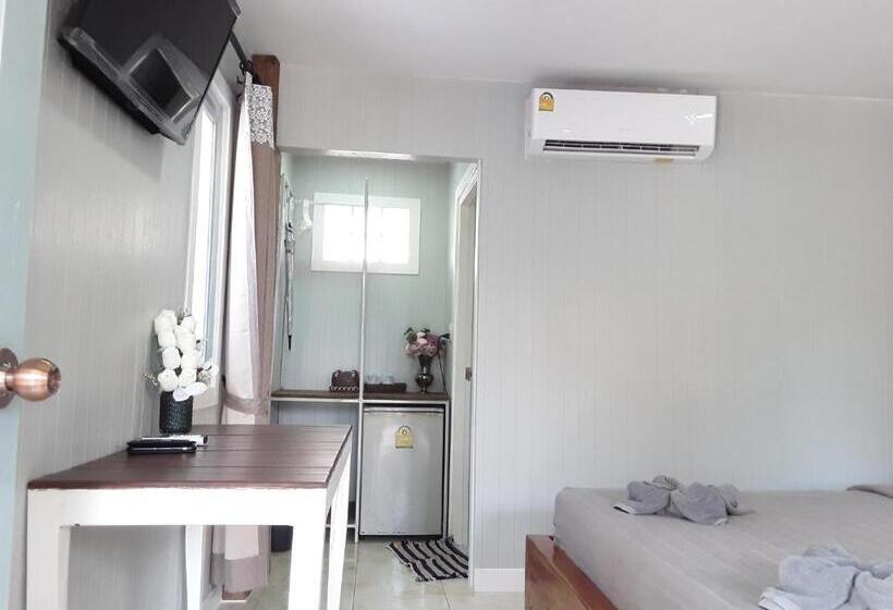 بنجلو ديلوكس, Barbados Terrace