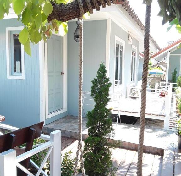 בקתה דלוקס, Barbados Terrace