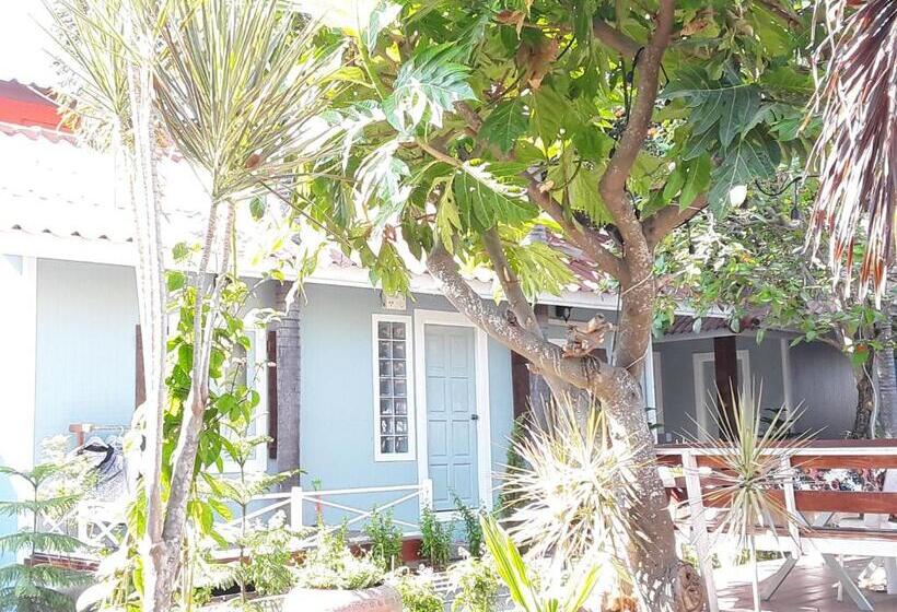 غرفة عائلية, Barbados Terrace