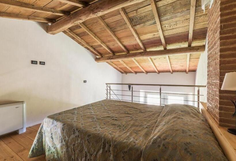 חדר משפחתי, I Casali Del Trebbiolo