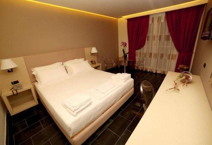 חדר דלוקס, Palace Vlore