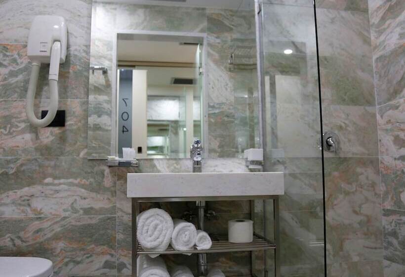 חדר דלוקס, Palace Vlore