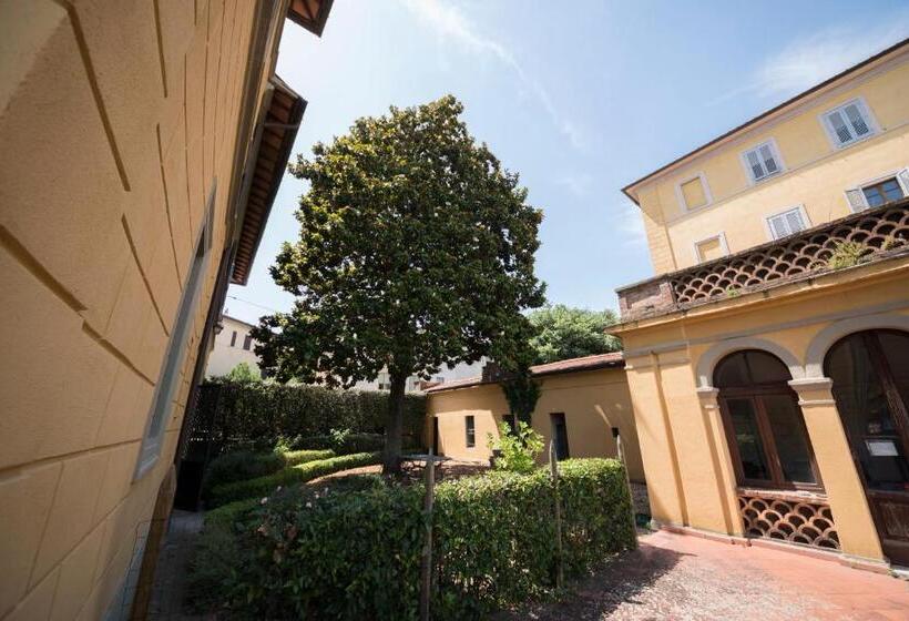 带共用浴室的标准房间, Villa Socini