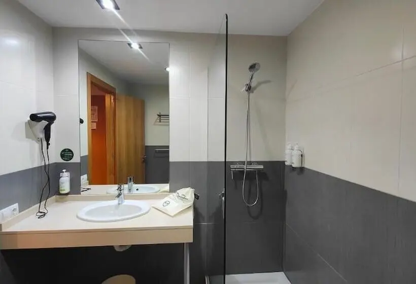 Standard Yhden Hengen Huone, B&b Hotel Miranda De Ebro