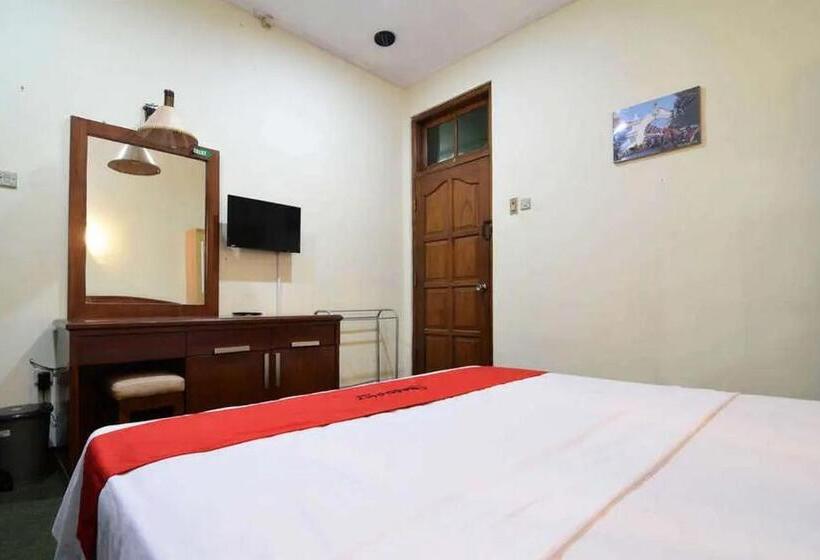 标准间, Reddoorz Plus @ Laweyan