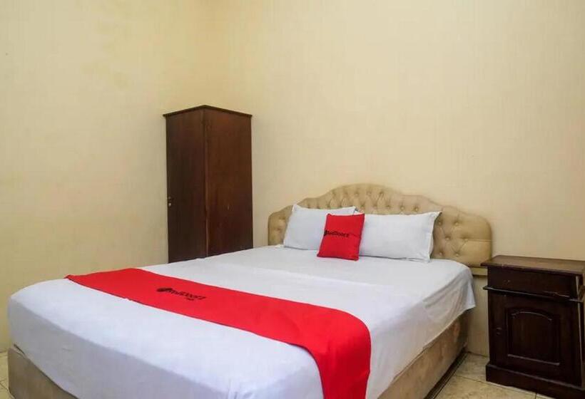 标准间, Reddoorz Plus @ Laweyan