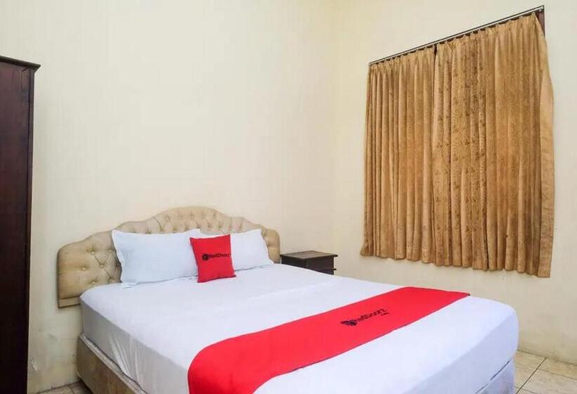 标准间, Reddoorz Plus @ Laweyan