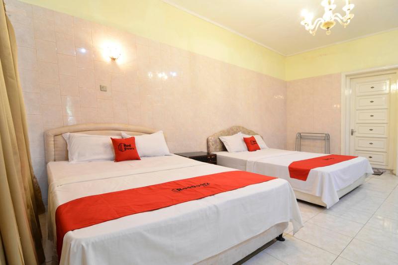 标准间, Reddoorz Plus @ Laweyan