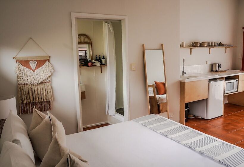 חדר סטודיו סטנדרד, La Dolce Vita