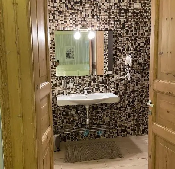 コンフォートトリプルルーム, B&b Porta Baresana