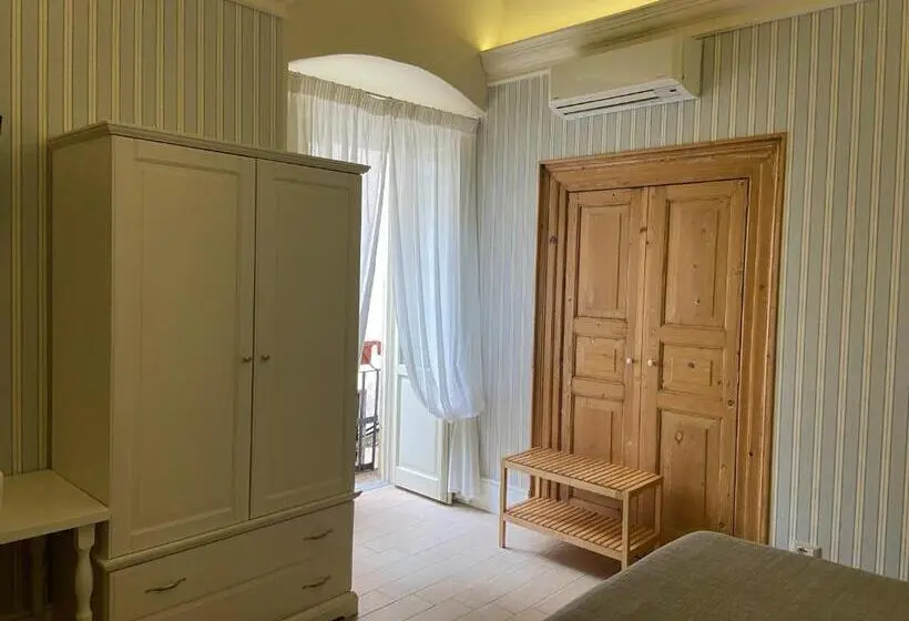 スタンダードルーム, B&b Porta Baresana