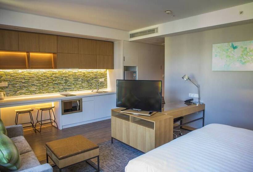 스탠다드 스튜디오 더블 침대, Element Chongli