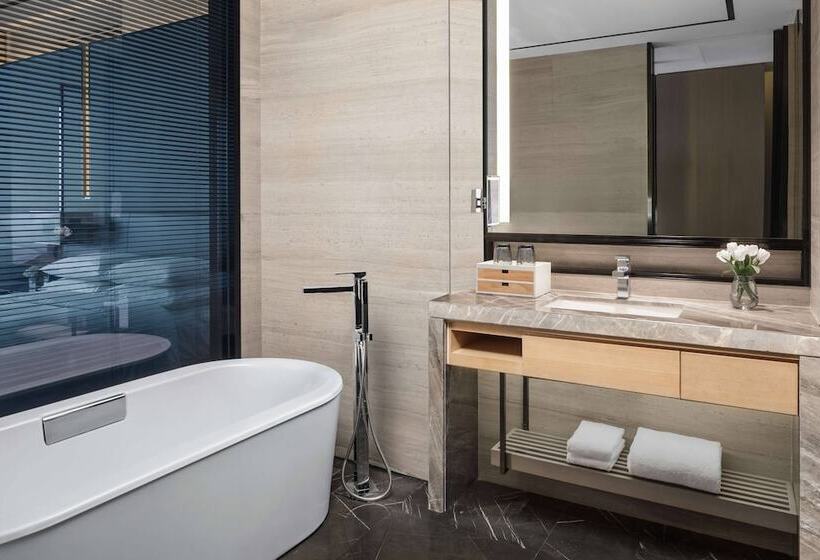 Номер Стандарт Вид на Озеро, Marriott Nanjing South