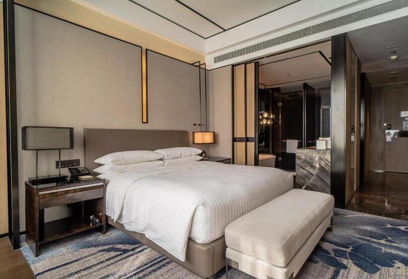 Номер Deluxe Кровать Кинг, Marriott Nanjing South