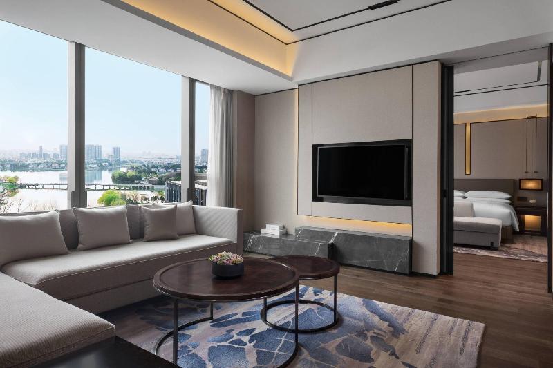 Апартаменты 1 Спальня, Marriott Nanjing South