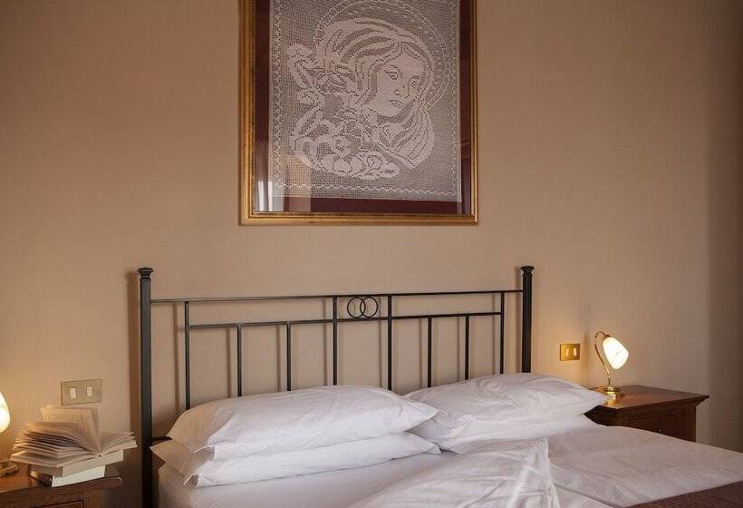 침실 2개 아파트, Buccia Nera