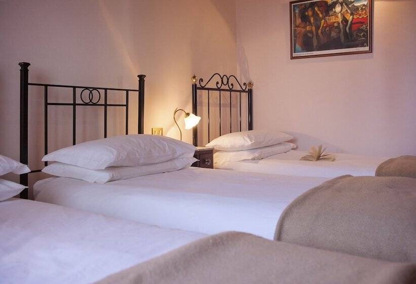 침실 2개 아파트, Buccia Nera