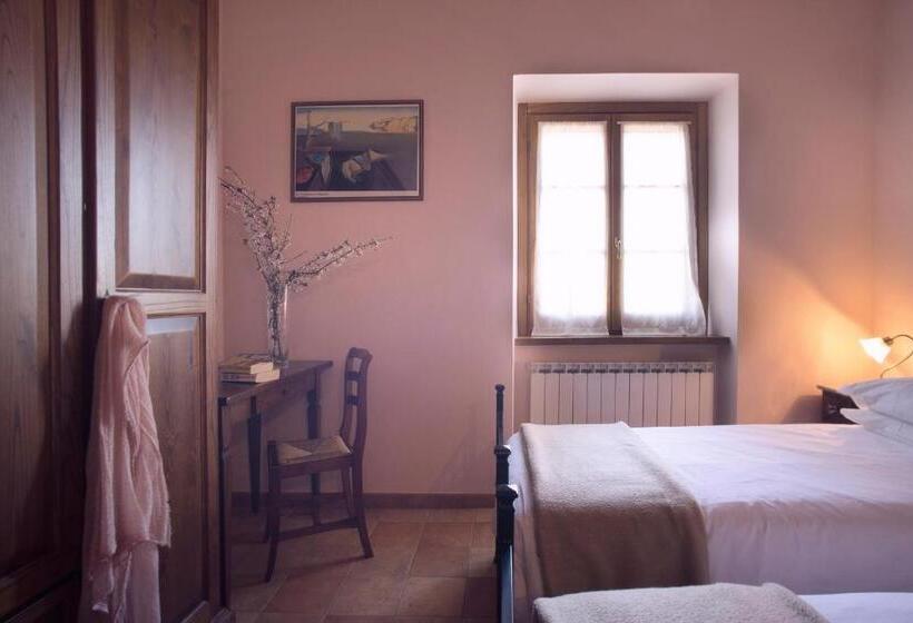 침실 2개 아파트, Buccia Nera