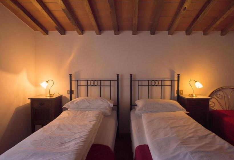 침실 2개 아파트, Buccia Nera