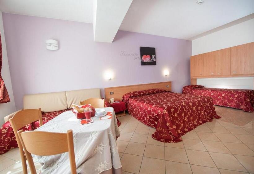 Четырехместный Номер Стандарт, Casa Citella
