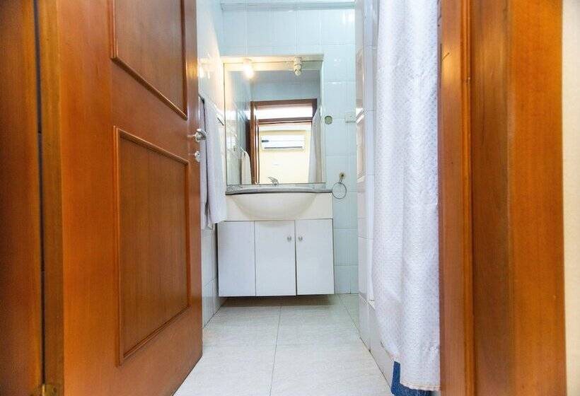 חדר דלוקס, Sam S Cottage