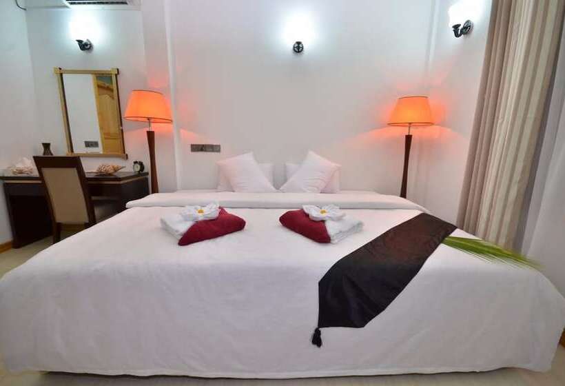 اتاق لوکس با چشم‌انداز دریا, Athiri Inn