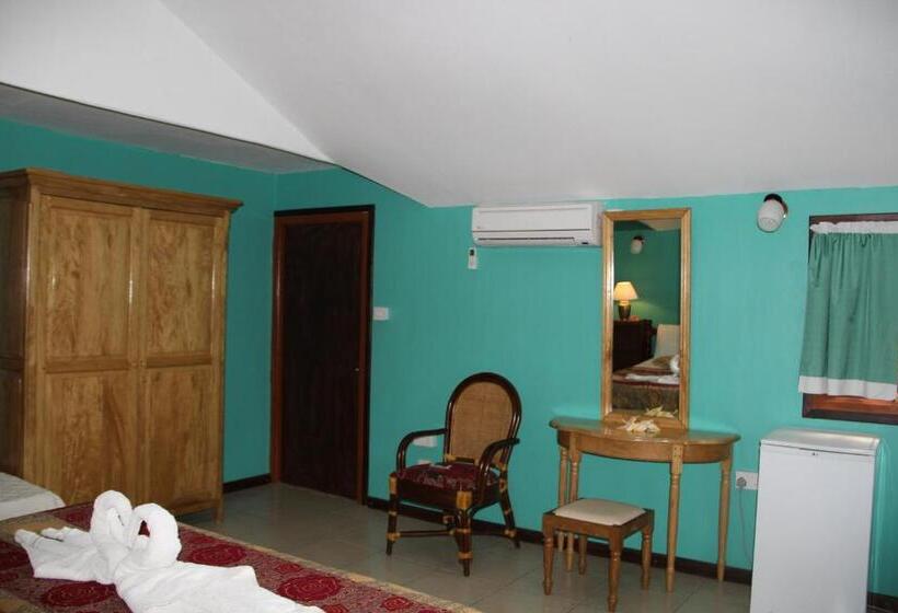 اتاق استاندارد با بالکن, Belle Des Iles