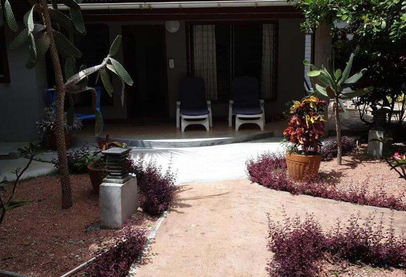 آپارتمان 1 خوابه, Belle Des Iles