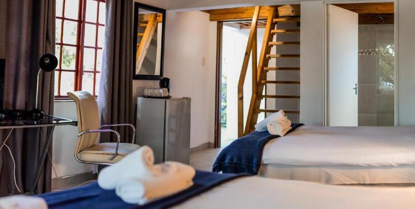 اتاق خانوادگی, Out Of Africa Guesthouse