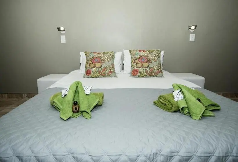 اتاق استاندارد, Out Of Africa Guesthouse