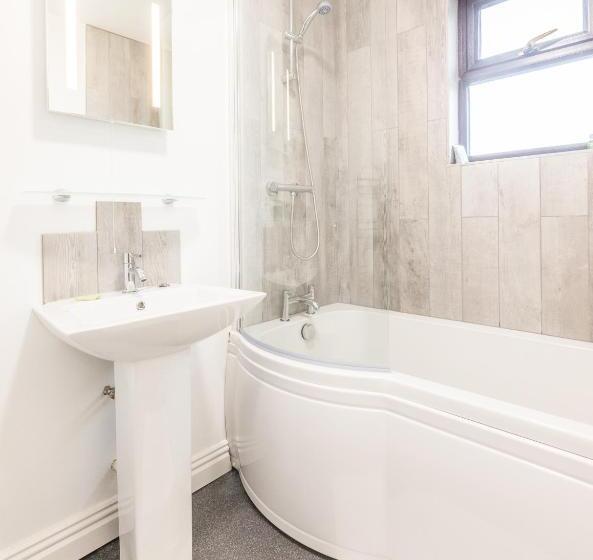 غرفة ديلوكس عائلية, The Wootons Inn