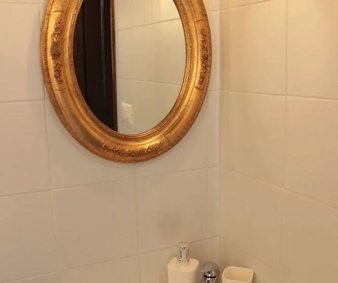 Standard Kolmen Hengen Huone, Agriturismo Ponterosa