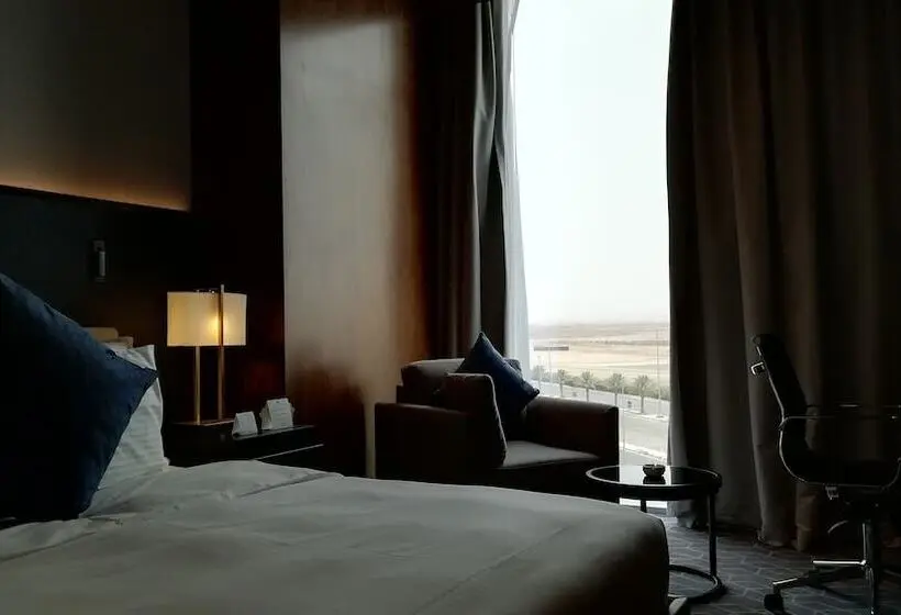 اتاق کلاب, Millennium Madinah Airport