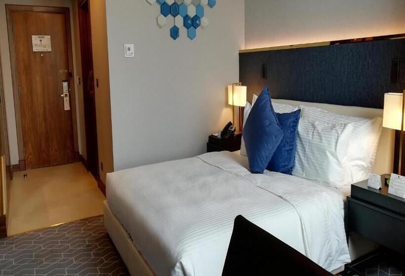 Номер Deluxe Кровать Кинг, Millennium Madinah Airport