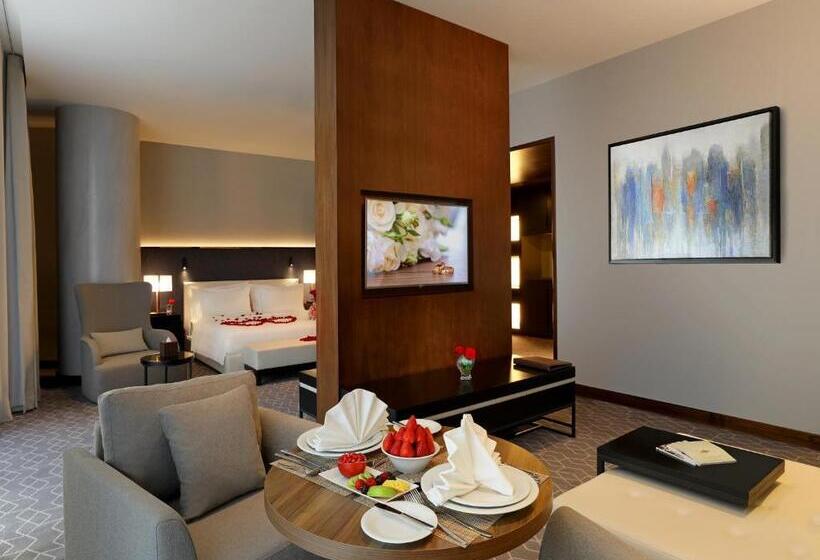 Люкс, Millennium Madinah Airport