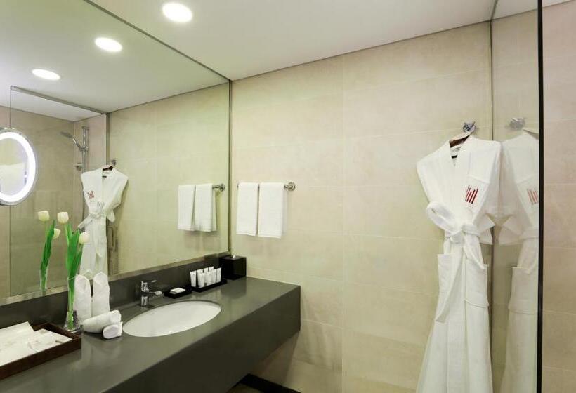 Президентский Люкс, Millennium Madinah Airport