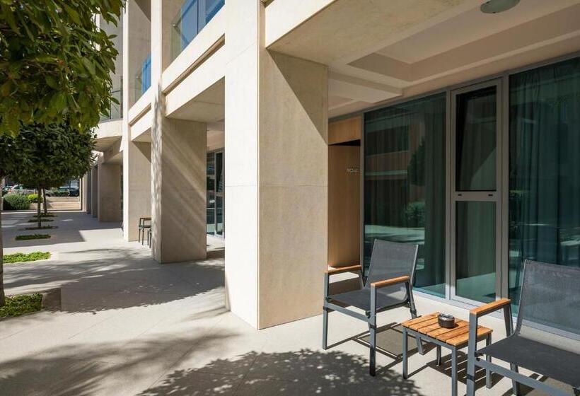 주니어 스위트, Trianon Luxury Apartments & Suites