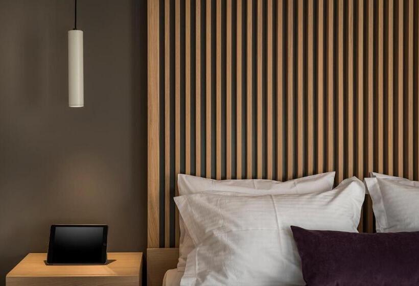 주니어 스위트, Trianon Luxury Apartments & Suites