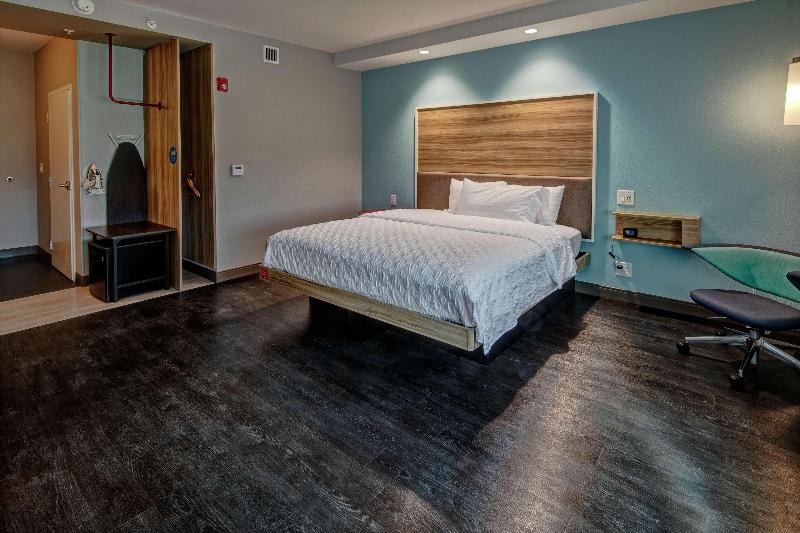 Quarto Estandar Cama King, Tru By Hilton Roanoke Hollins