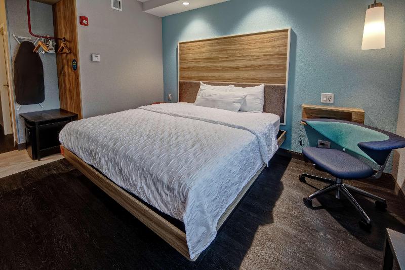 Quarto Estandar Cama King, Tru By Hilton Roanoke Hollins