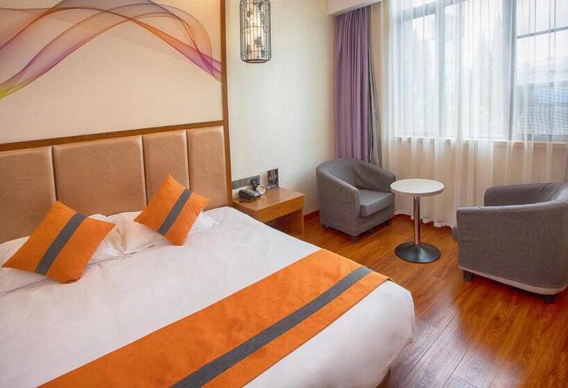 Standart Oda, Lin Yin Holiday Hotel(pudong Airport)