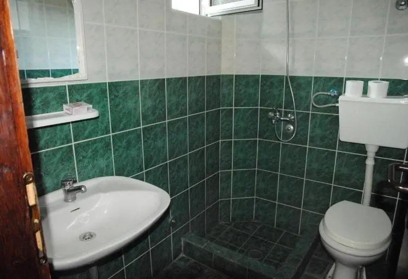 اتاق استاندارد چهار تخته با چشم‌انداز دریا, Villa Dulsinea